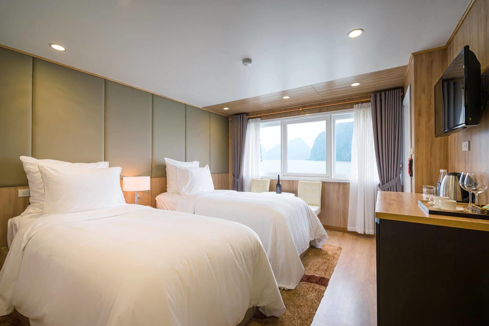 La Vela Premium Cruise - Managed By Paradise Cruises Χα Λονγκ Εξωτερικό φωτογραφία